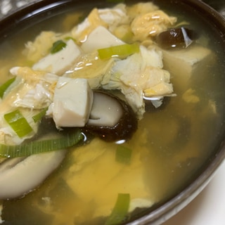 椎茸と豆腐の卵スープ(^-^)/